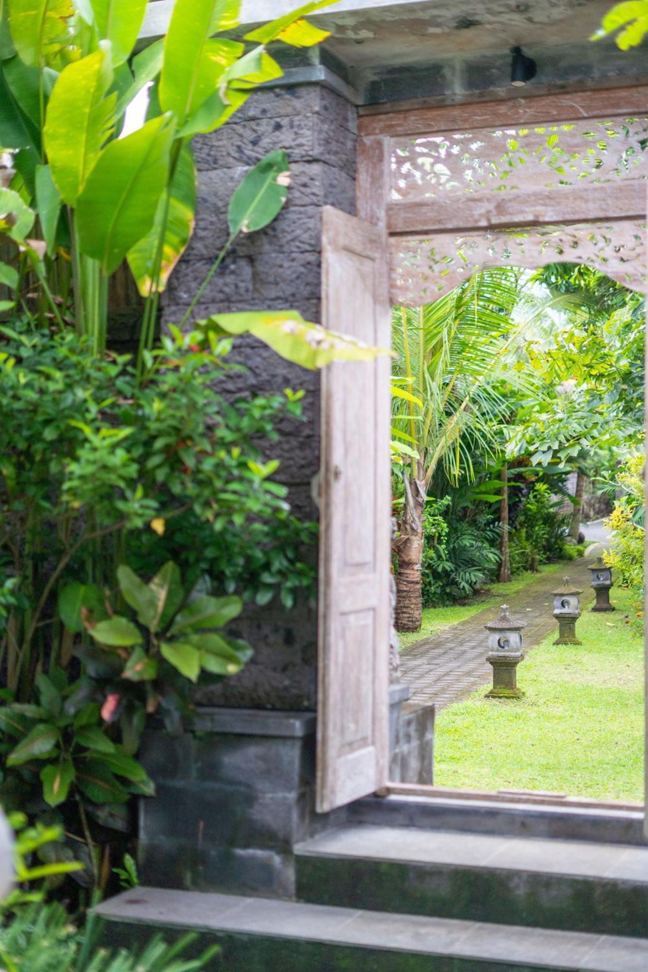 Villa Kumala Ubud  Exterior photo